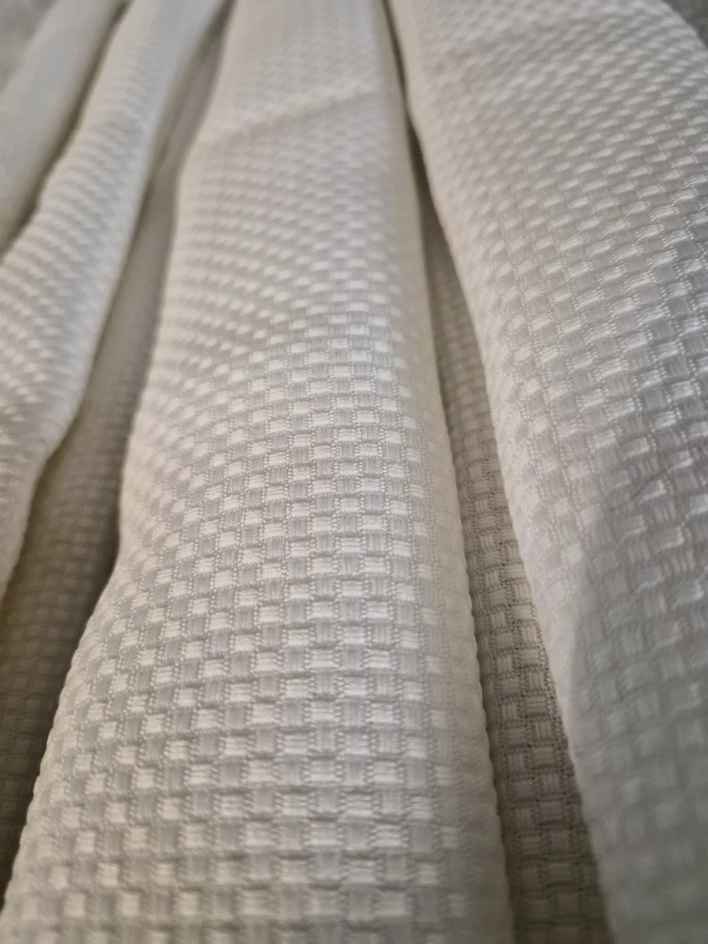 White Textured Cloth Napkins - Set of 4